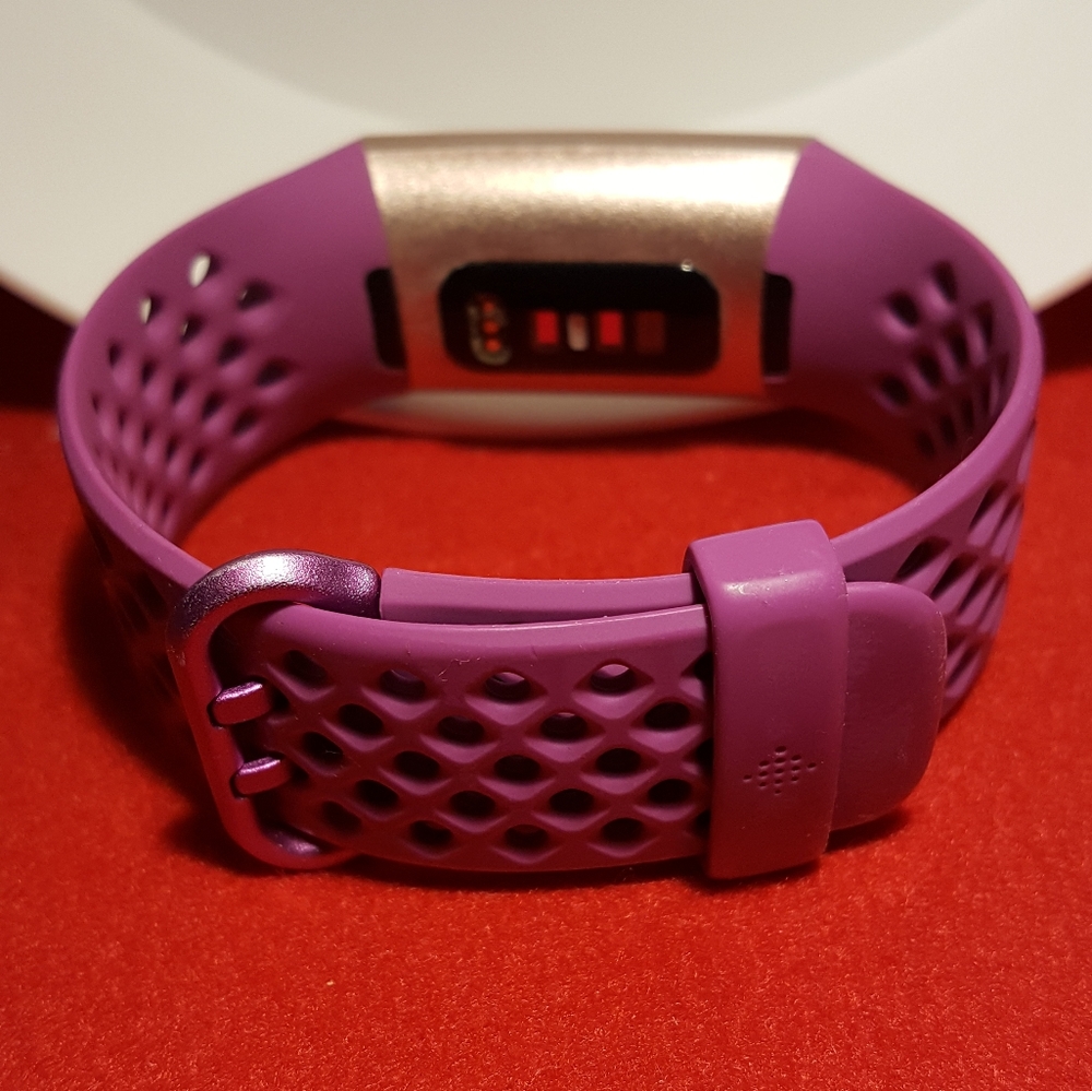 Fitbit - Picture 2 of 5